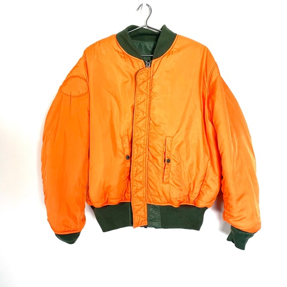 VTG Alpha Industries Reversible MA-1 Flight Bomber - Picture 11 of 13